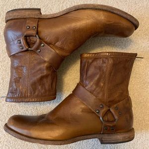The Frye Mens Harness 6” (Genuine leather / hand-made)